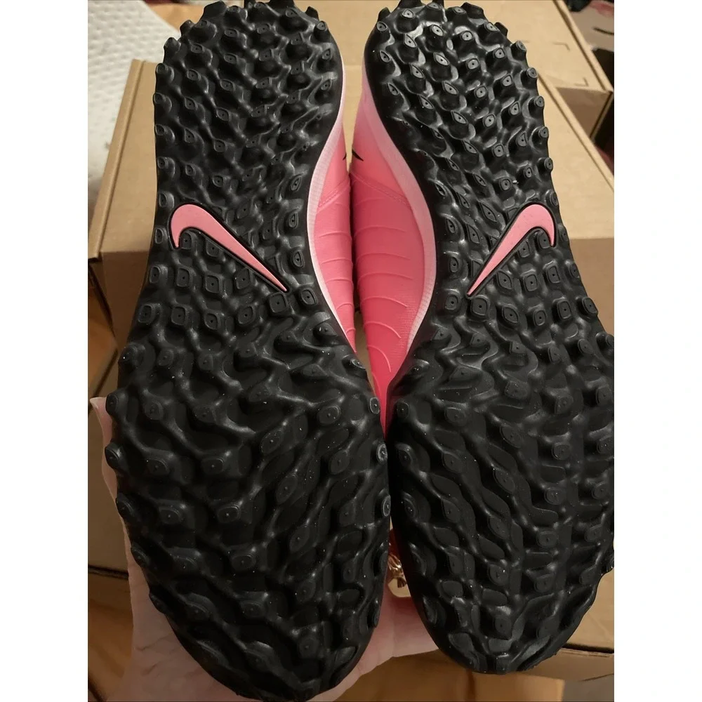 Nike Pink Cleats Phantom Luna
